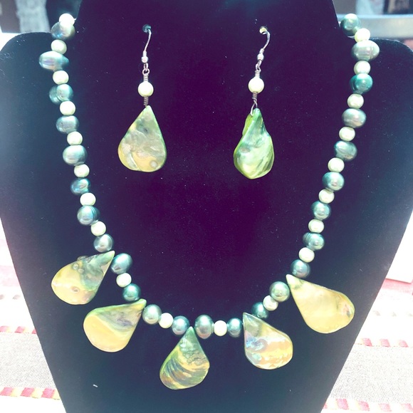 Coldwater Creek Jewelry Coldwater Creek Green Clay Necklace And